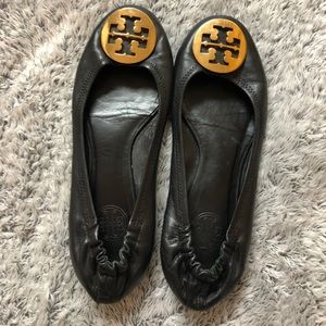 Tory Burch! Minnie travel ballet leather flats.
